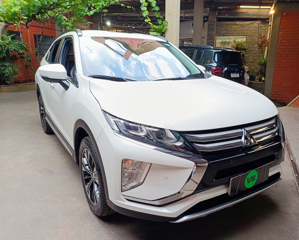 MITSUBISHI ECLIPSE CROSS 1.5 MIVEC TURBO GASOLINA HPE CVT R$133.800,00ESTE VALOR SOMENTE NO FEIRÃO V8TÃO