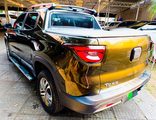 FIAT TORO FREEDOM 2.0 16V 4X4 TB DIESEL AUT 48.000km -ESTE VALOR SOMENTE NO FEIRÃO V8TÃO