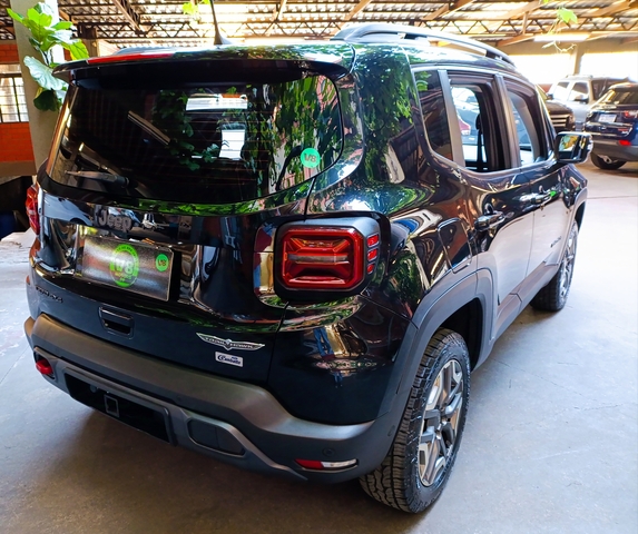 JEEP RENEGADE TRAILHAWK R$133.800,00 VALOR DA FIPE ESTE VALOR SOMENTE NO FEIRÃO V8TÃO