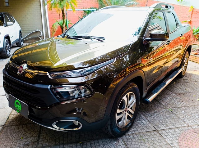 FIAT TORO FREEDOM 2.0 16V 4X4 TB DIESEL AUT 48.000km -ESTE VALOR SOMENTE NO FEIRÃO V8TÃO