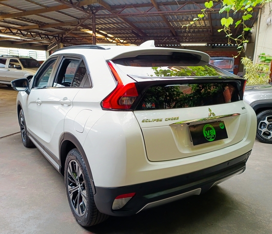 MITSUBISHI ECLIPSE CROSS 1.5 MIVEC TURBO GASOLINA HPE CVT R$133.800,00ESTE VALOR SOMENTE NO FEIRÃO V8TÃO